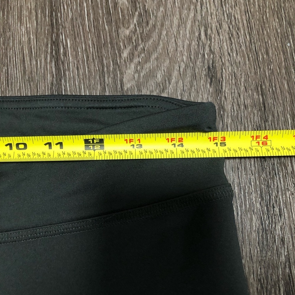 Adidas Dark Grey High-Rise Capri Leggings w/ Hidden Pocket - Picture 5 of 7